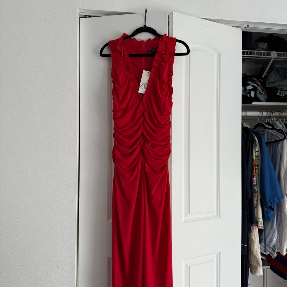 Zara Red Sleeveless scrunched bodycon Dress